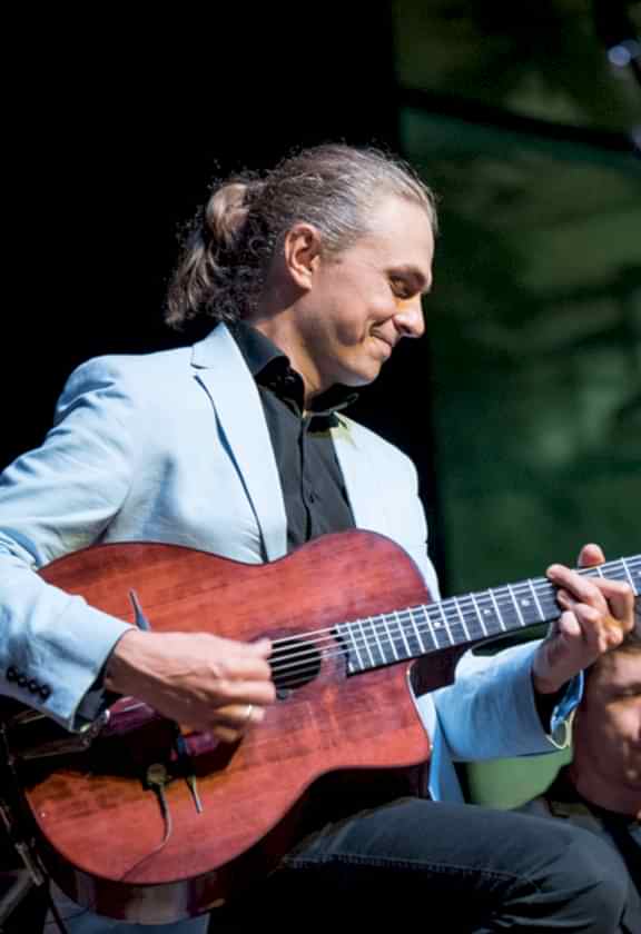 дмитрий купцов гитарист цыганский джаз swing танцы