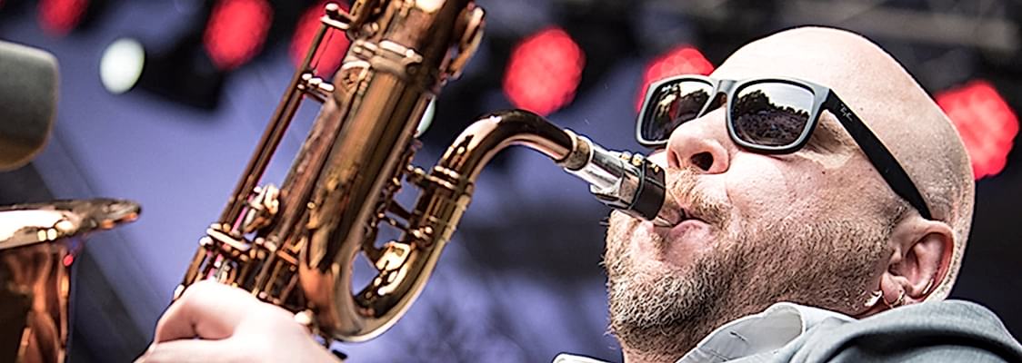 александр довгополый smooth jazz саксофон виртуозный саксофонист соул поп фанк смус-джаз